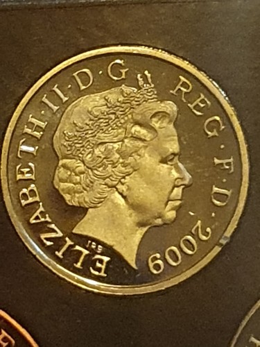 One pound rare british - one,
