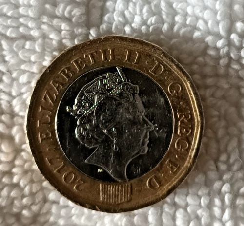 One pound coin 2017 rare - one,